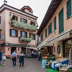 Riccardo House 1 Min From - Happy