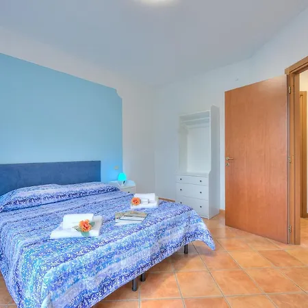 Apartment Riccardo House 1 Min From - Happy *