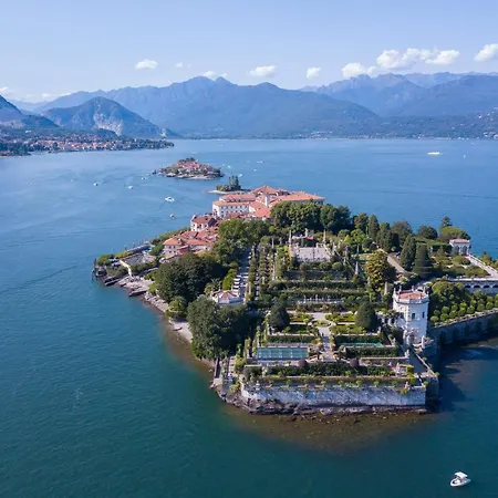 Апартаменты Riccardo House 1 Min From - Happy