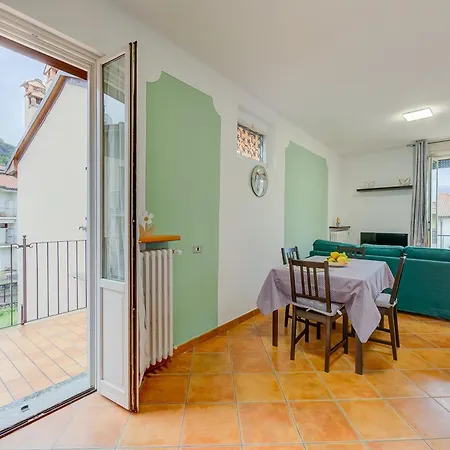 Riccardo House 1 Min From - Happy Stresa