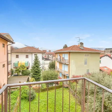 Riccardo House 1 Min From - Happy Stresa