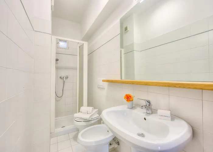 Apartment Riccardo House 1 Min From - Happy *