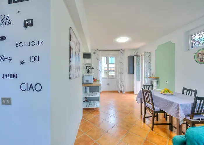 Апартаменты Riccardo House 1 Min From - Happy *