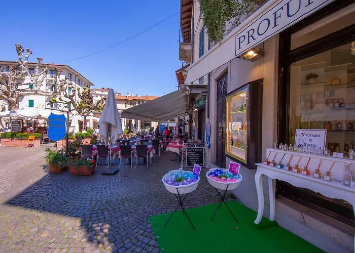 Riccardo House 1 Min From - Happy * Стреза